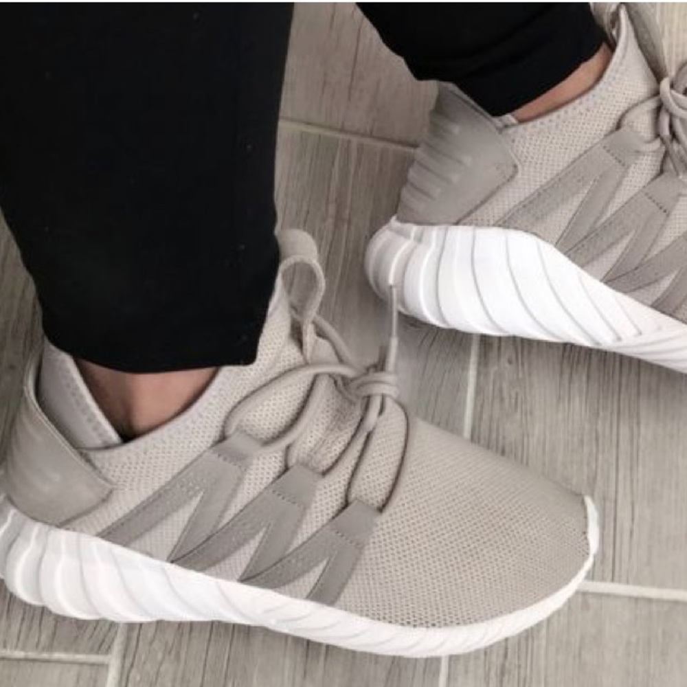 Adidas Tubular Dawn